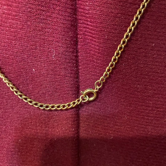 Vintage black cameo necklace - Picture 3 of 3